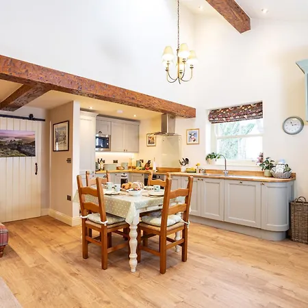 The Old Piggery كندال