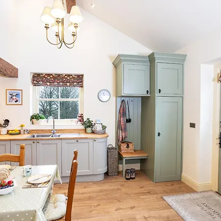 The Old Piggery بيت للعطل كندال