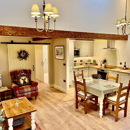 The Old Piggery بيت للعطل