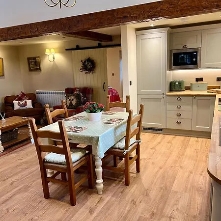 بيت للعطل The Old Piggery *